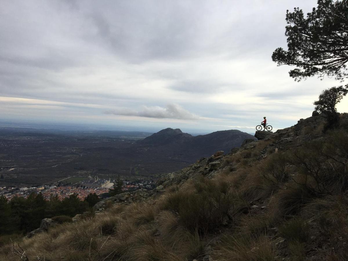 B&B Yeguada La Parrilla El Escorial Eksteriør bilde